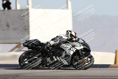 media/Dec-01-2025-Moto Forza (Mon) [[2daa91e15f]]/2-Intermediate Group/Session 2 Turn 9 Entry/